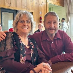 Meet your Posher, Vicki-larry